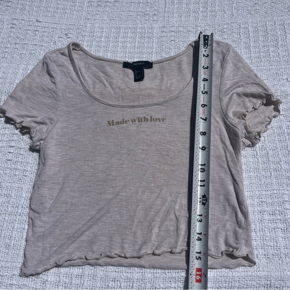 Forever 21 off-white loose graphic T size small - Picture 5 of 7